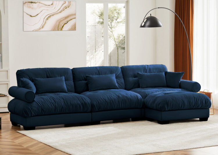 O sofá azul de Johnny Galecki está redefinindo o conforto moderno