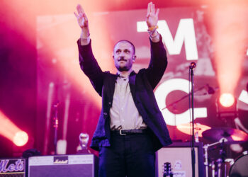 Os Maccabees compartilham músicas que estão ensaiando para o setlist do verão de 2026 – com a colaboração de Jamie T e duas novas?