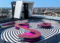 Ouvir bares e restaurantes: a última tendência do exterior – jantar ao som de música
