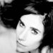 PJ Harvey busca espaço no novo e sonhador single ‘Voyager’