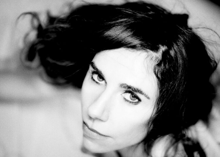 PJ Harvey compartilha música da perspectiva da Voyager 2 da NASA