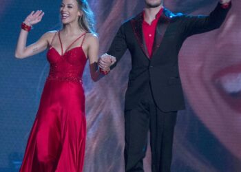 Por que Jana Kramer quase parou de dançar com as estrelas