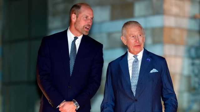 Príncipe William e Rei Charles em guerra por causa desta realeza - Fonte