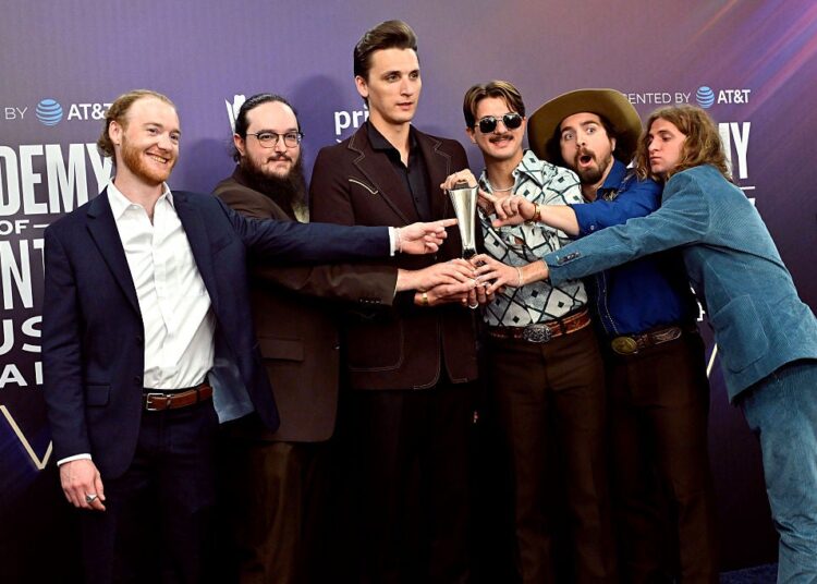 Red Clay Strays falam sobre os altos e baixos de ‘Grateful’