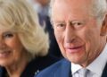 Rei Charles e Camilla ausentes do funeral real de Oxfordshire