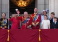 Reino Unido comemora aniversário oficial do Rei Charles com Trooping the Color
