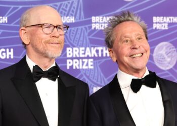 Ron Howard e Brian Grazer na sequência de 'Grinch', cineastas do YouTube