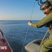 Royal Marines embarcam em petroleiro russo da frota sombra no Canal da Mancha