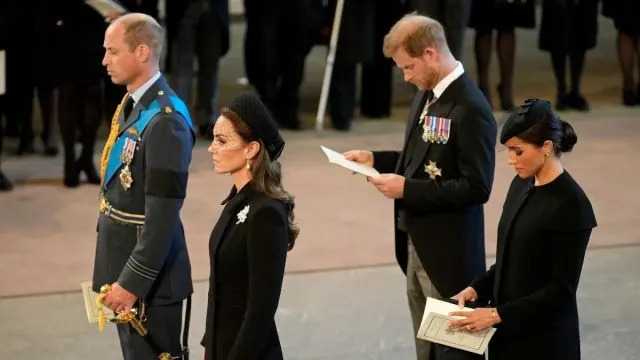 Royal Watchers identificam possível Meghan Markle escavar Kate Middleton com presente ‘nojento’
