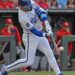 Royals abre a série enquanto o ataque continua a aumentar