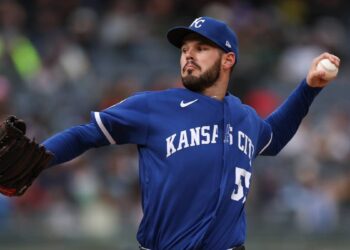 Royals recebem atualização devastadora sobre Cole Ragans