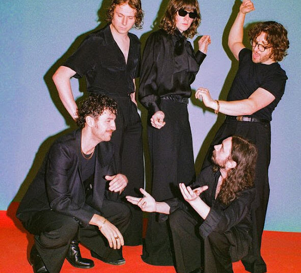 Scientists of Sound – sos-MUSIC: Blossoms anuncia novo álbum 'Songs From The Wedding Cake' + UK Arena Tour