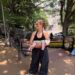 Sofia Richie Grainge Styles Tênis de balé e estampa animal