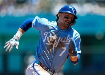 Stephen Kolek fecha Astros para ajudar Royals a evitar raspagens – Field Level Media – Soluções de conteúdo esportivo profissional