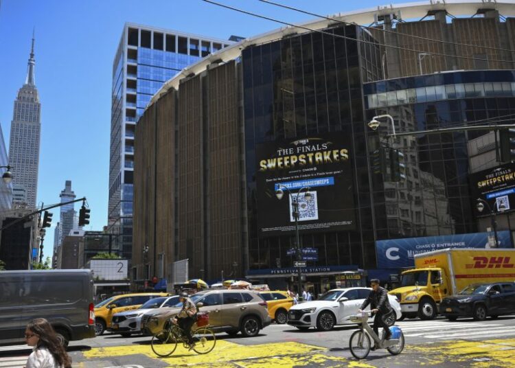 Taylor Swift e Travis Kelce realmente se casariam no Madison Square Garden?