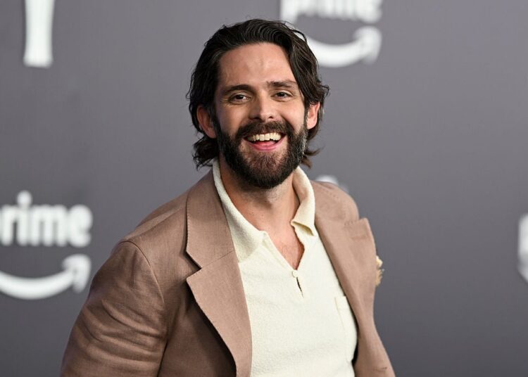Thomas Rhett revela que está trabalhando em novas músicas antes da turnê 'Soundtrack to Life'