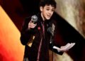 Tony Awards 2026: Ali Louis Bourzgui é político com 'The Lost Boys'