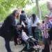 Trooping the Colour: Rei Charles e Rainha Camilla partem do Palácio de Buckingham para o desfile de aniversário do Rei – atualizações ao vivo