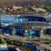 Último estágio da zona de entretenimento perto do terreno do Man City