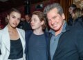 Val Kilmer criticado pelo diretor do filme 'Conspiracy' Adam Marcus