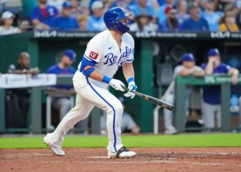 Vinnie Pasquantino na lista de feridos do Royals com fratura de Hamate - Notas da Liga Principal