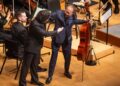 Yo-Yo Ma auxilia Gustavo Dudamel em sua saída do cargo de diretor musical de LA Phil