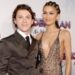 Zendaya e Tom Holland fazem raras aparições no tapete vermelho
