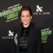 ‘Atuar ainda é divertido para mim’: Sigourney Weaver descarta conversa sobre aposentadoria