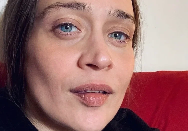 16 novas músicas lançadas hoje para ouvir: Fiona Apple, Beck e mais
