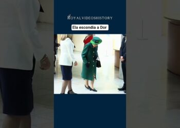 #queenelizabeth #history #carlosiii #history #curiosidadeshistoricas #realeza