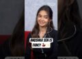 Anushka Sen 🌸✨ Reveals What She Carries in Her Bag 👜🔥#shorts #anushkasen #fashion