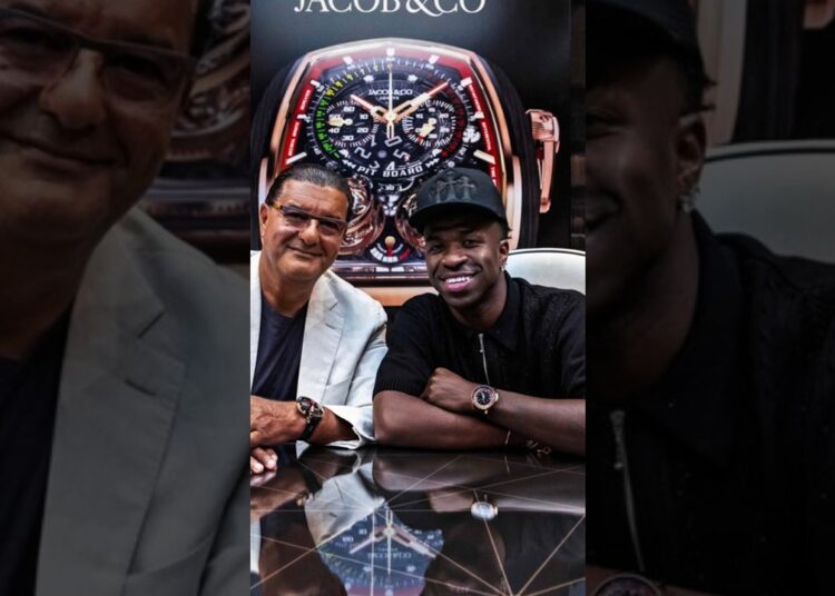 🚨 VINI JR. GANHA PRESENTE DE R$ 1 MILHÃO E DETALHE COM VIRGINIA CHAMA ATENÇÃO! #shorts #fyp