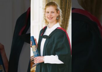Lady Louise conclui a universidade e emociona a Família Real Britânica 👑