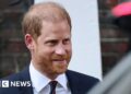 As más notícias de Harry chegam na hora errada, mas o príncipe segue o roteiro – BBC