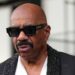 Steve Harvey fala sobre a perda dolorosa de uma família no Instagram
