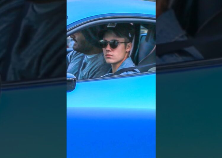 CELEBRIDADES PROIBIDAS DE COMPRAR UMA FERRARI