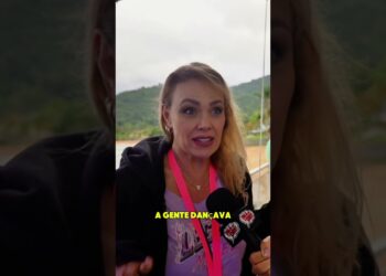Ana Paula Pituxita no baile Funk