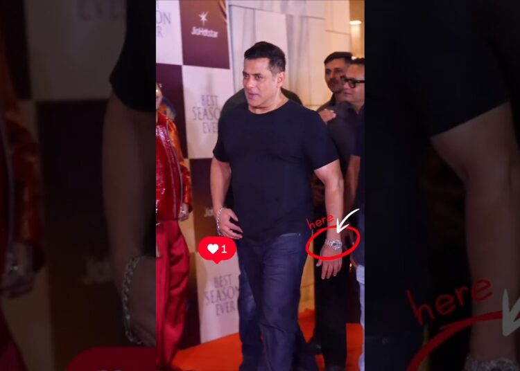 Salman Khan की ₹12.5 Crore की Patek Philippe Watch 😱 | Luxury Watch Price 💎 #patek #starlookprice