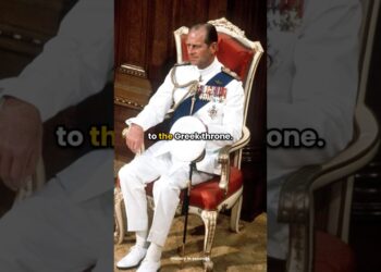 He was born on a kitchen table 🤯 #royalfamily #royal #queen #history #kingcharles #london #prince
