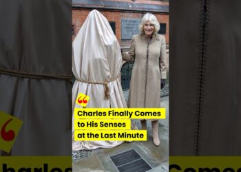 Charles finally comes to his senses at the last minute #royal #royalfamily