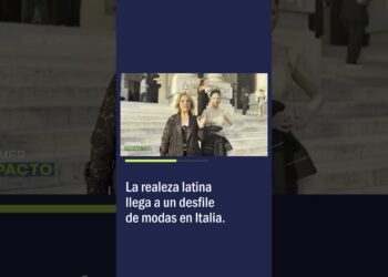 La Realeza Latina Llega a un Desfile de Modas en Italia