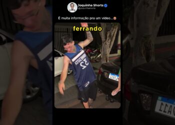Aquela pessoa que não perde uma fofoca 😂Créditos: @duda_budeu_