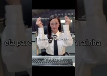 ddi ro ri… #fy #meovv #kpop #kpopgrupo #ddirori #meow #realeza