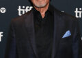 A estrela do rock Sylvester Stallone ‘se concentra em sua arte’
