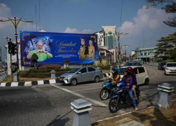A influência da família real Johor em destaque nas pesquisas estaduais