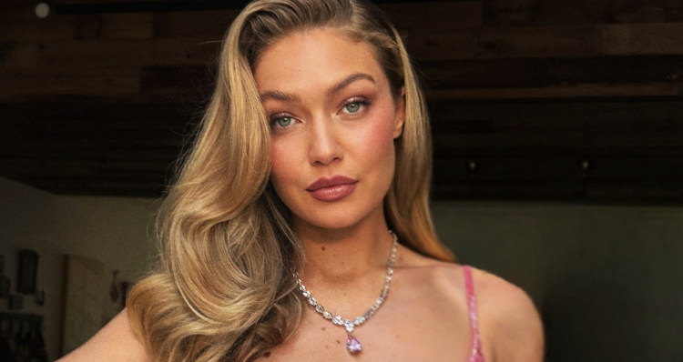 A inspiração surpreendente para o visual do cabelo dos convidados do casamento de Gigi Hadid