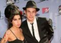 A mãe de Amy Winehouse se lembra dela no 15º aniversário da morte