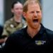 A semana de caos e confusão de Harry e Meghan em meio à batalha na mídia