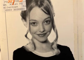 Amanda Seyfried não envelheceu um dia em foto inacreditável de modelo de infância