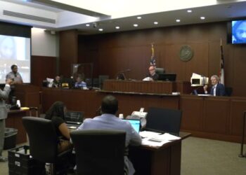 Aquisição de adolescente NC | Dois réus da violência em Glenwood South comparecem ao tribunal e são instruídos a ficar fora do distrito de entretenimento